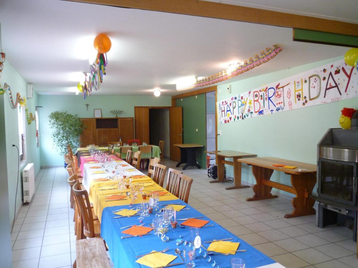 Hostel Le Chandelier Saint-Ursanne Dış mekan fotoğraf